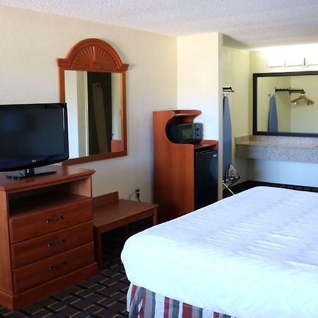 Best Western Milton Inn Блерсвілл Екстер'єр фото