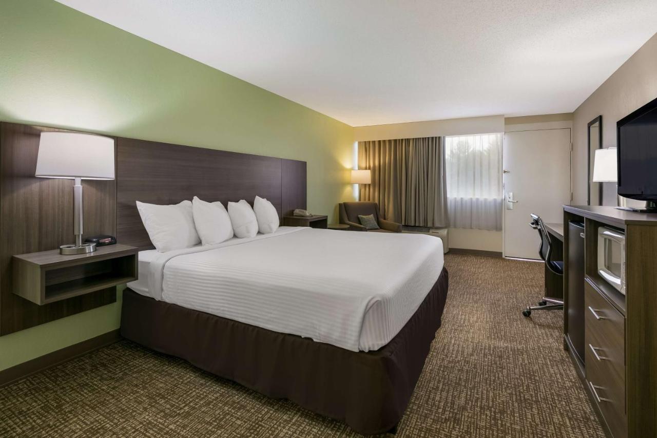 Best Western Milton Inn Блерсвілл Екстер'єр фото