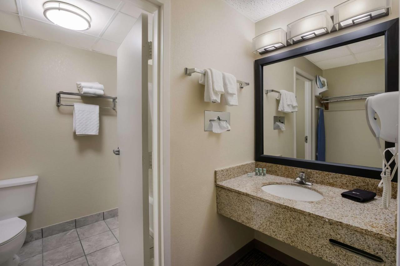 Best Western Milton Inn Блерсвілл Екстер'єр фото