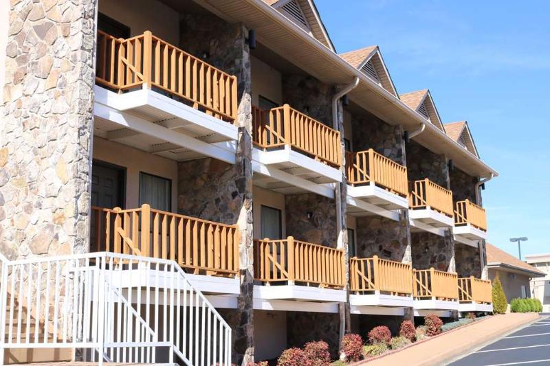 Best Western Milton Inn Блерсвілл Екстер'єр фото