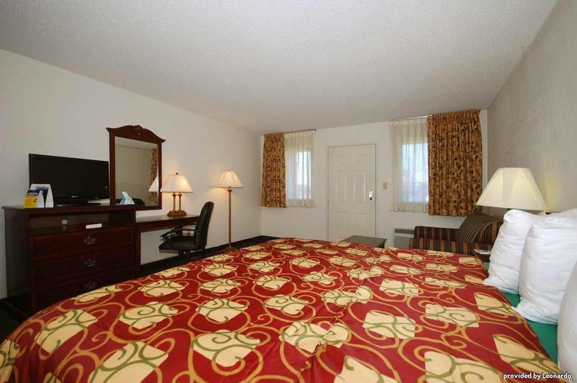 Best Western Milton Inn Блерсвілл Номер фото